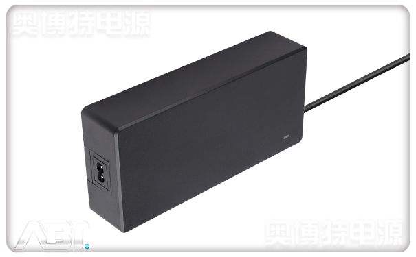 19V 10A Switching Power Adapter